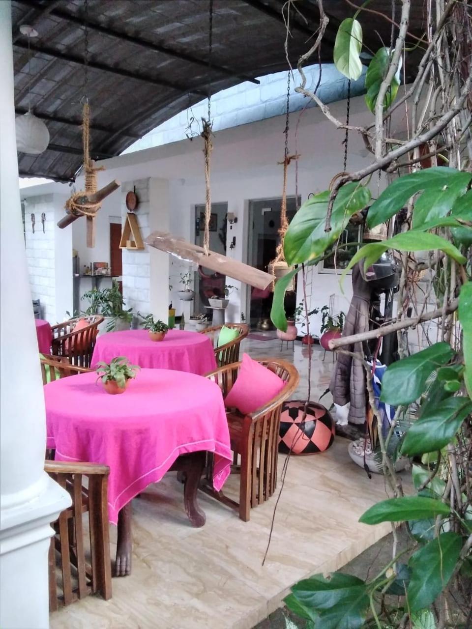 Rock Cascade Tourist Home & Cookery School Полонарува Екстериор снимка